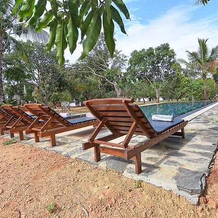 Dambulla Hills Resort Exterior photo